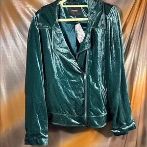 Torrid Teal Velvet Bomber Jacket size 3. Super soft asymmetrical .‎ A1